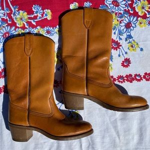 Vintage 1976 leather Wolverine Boots with Vibram soles